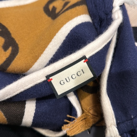 Gucci Unisex Fringed Scarf - Picture 7 of 7